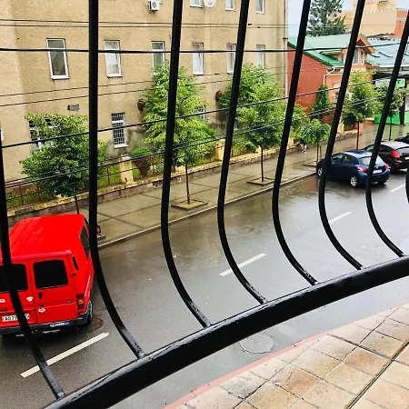 21 アパート ウージュホロド